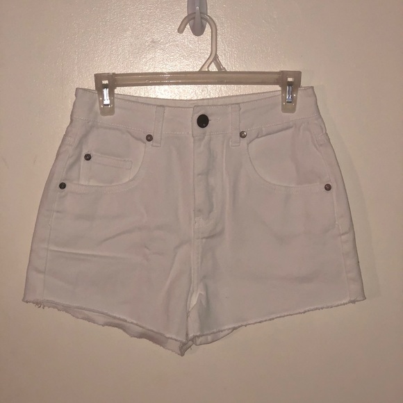 Shorts - Picture 3 of 6